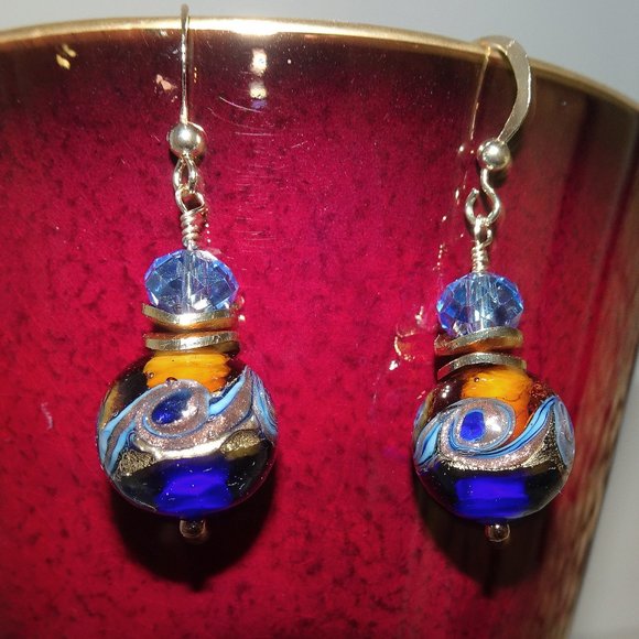 Handcrafted Murano earrings in deep blue and gold - Picture 3 of 6
